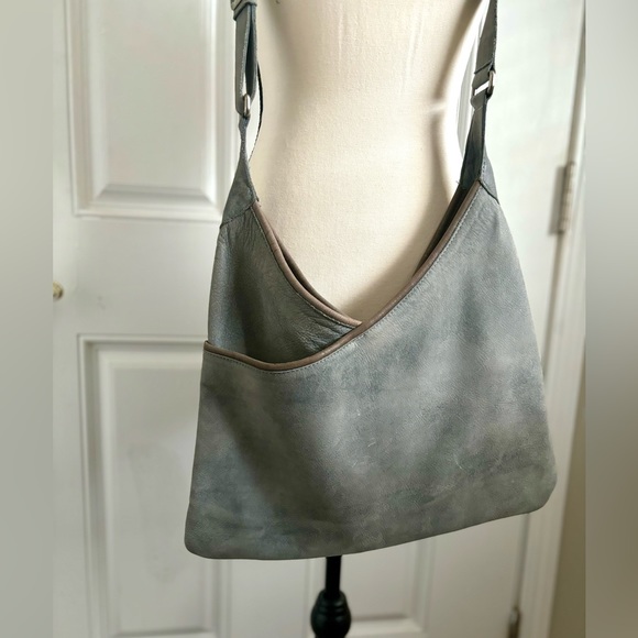 Anthropologie Lily and Lola crossbody suede leather purse - Picture 3 of 9